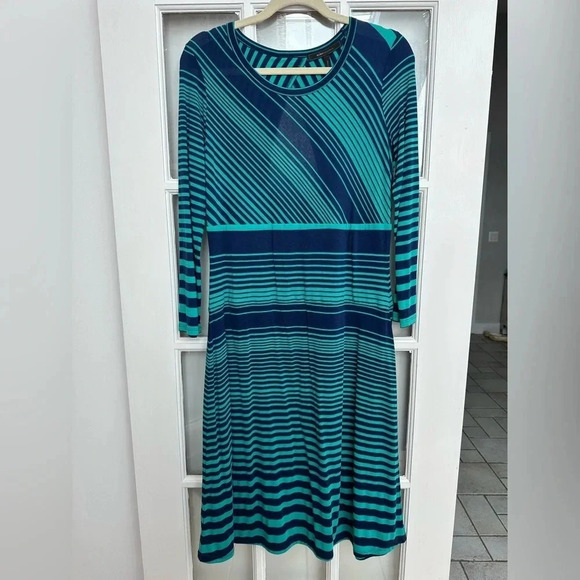 BCBGMAXAZRIA Cintia Teal Sea Blue Green Stripe Shift Dress Open Back Size Large - Picture 2 of 12
